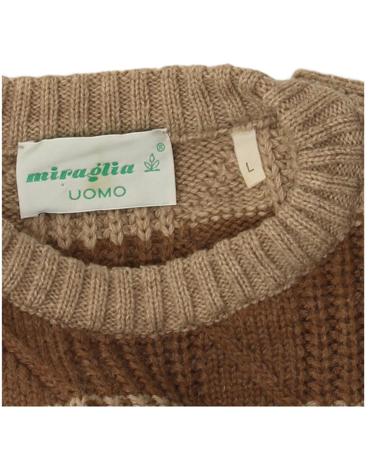 Suéter vintage masculino com gola redonda grande listrado marrom