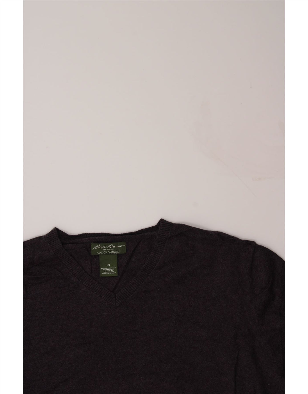 EDDIE BAUER Mens V-Neck Jumper Sweater Large Purple Cotton Vintage Eddie Bauer and Second-Hand Eddie Bauer from Messina Hembry 