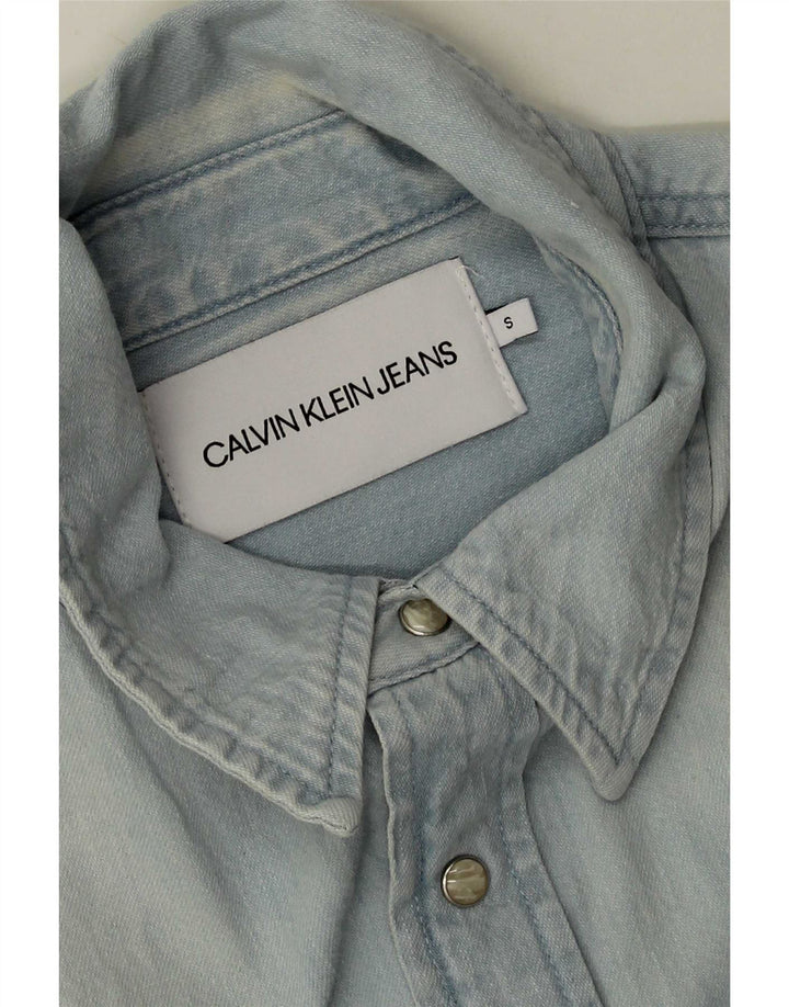 Camisa jeans masculina Calvin Klein Jeans pequena azul