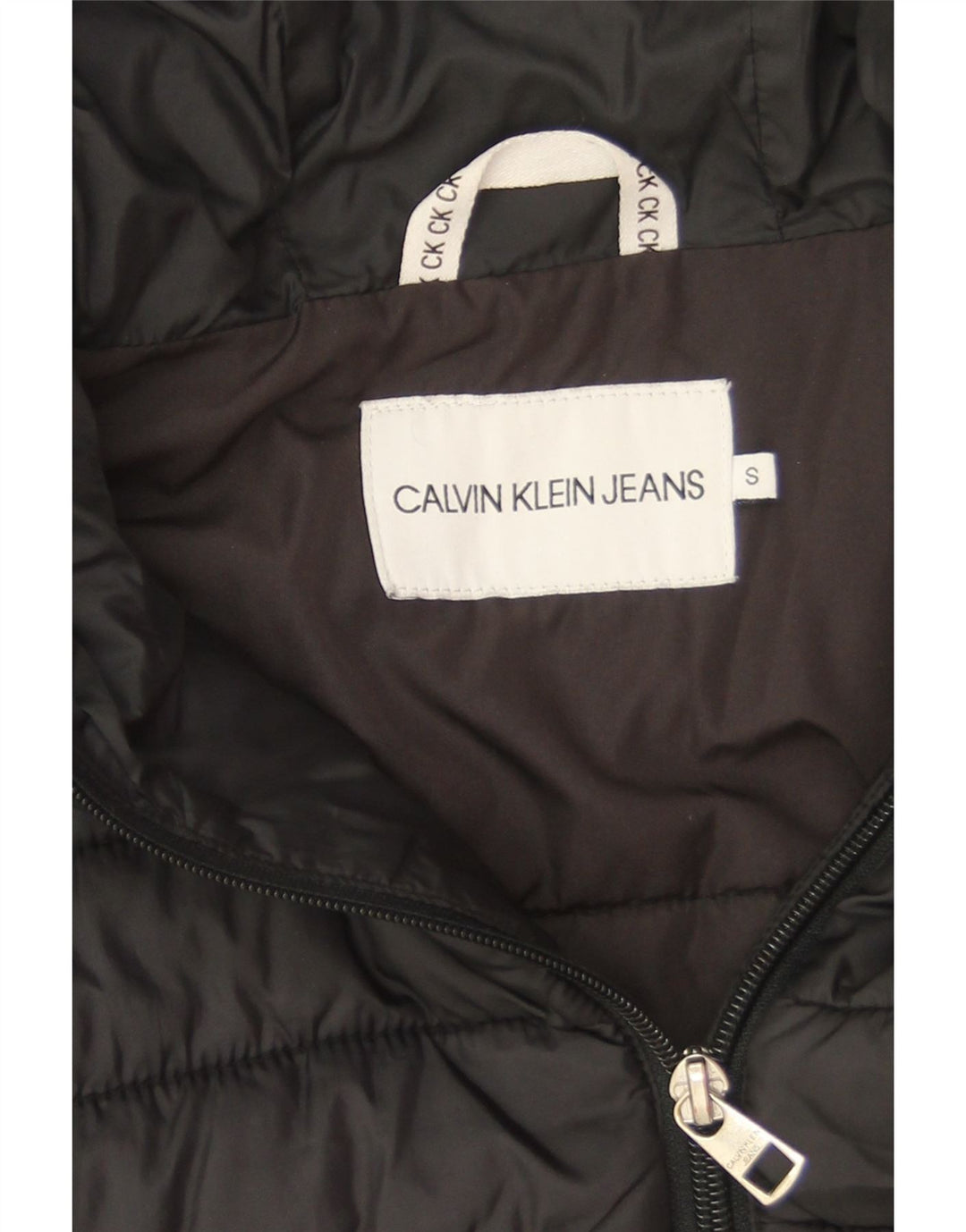Jaqueta Calvin Klein Jeans feminina com capuz grande e acolchoada Reino Unido 10 pequena preta
