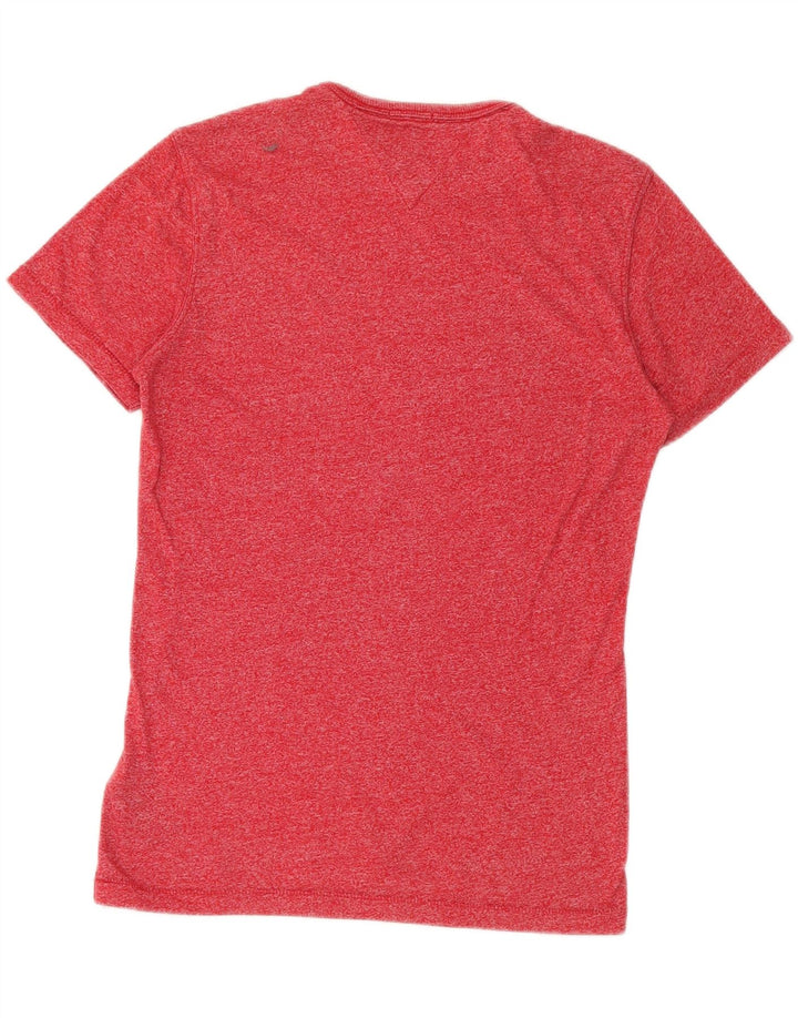 Camiseta masculina Tommy Hilfiger com estampa gráfica pequena de algodão manchado vermelho