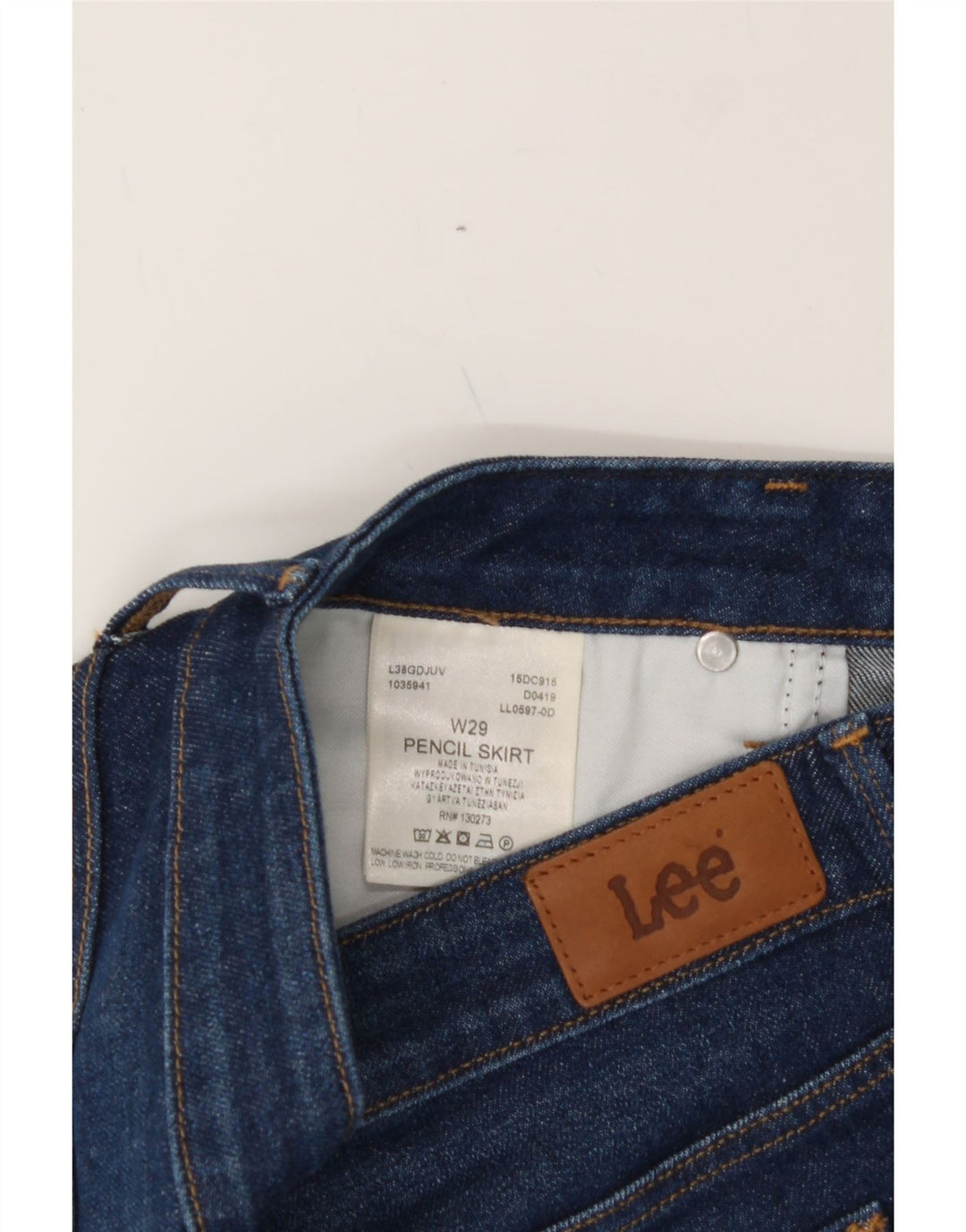 LEE Womens Denim Skirt W29 Medium Blue Cotton Vintage Lee and Second-Hand Lee from Messina Hembry 