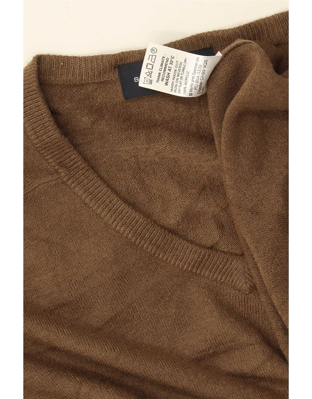 Suéter masculino Marks & Spencer Blue Harbor com decote em V marrom médio