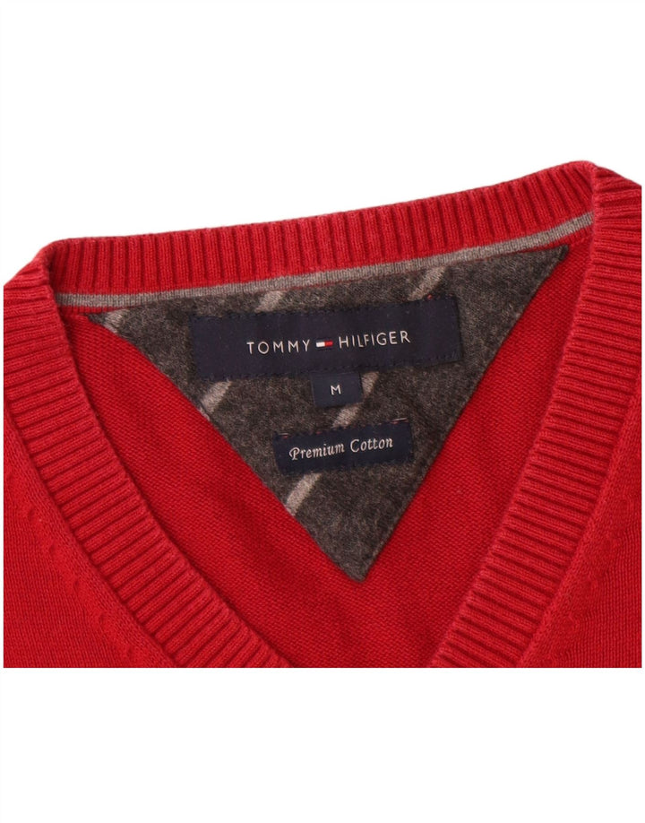 Suéter masculino TOMMY HILFIGER com decote em V de algodão vermelho médio