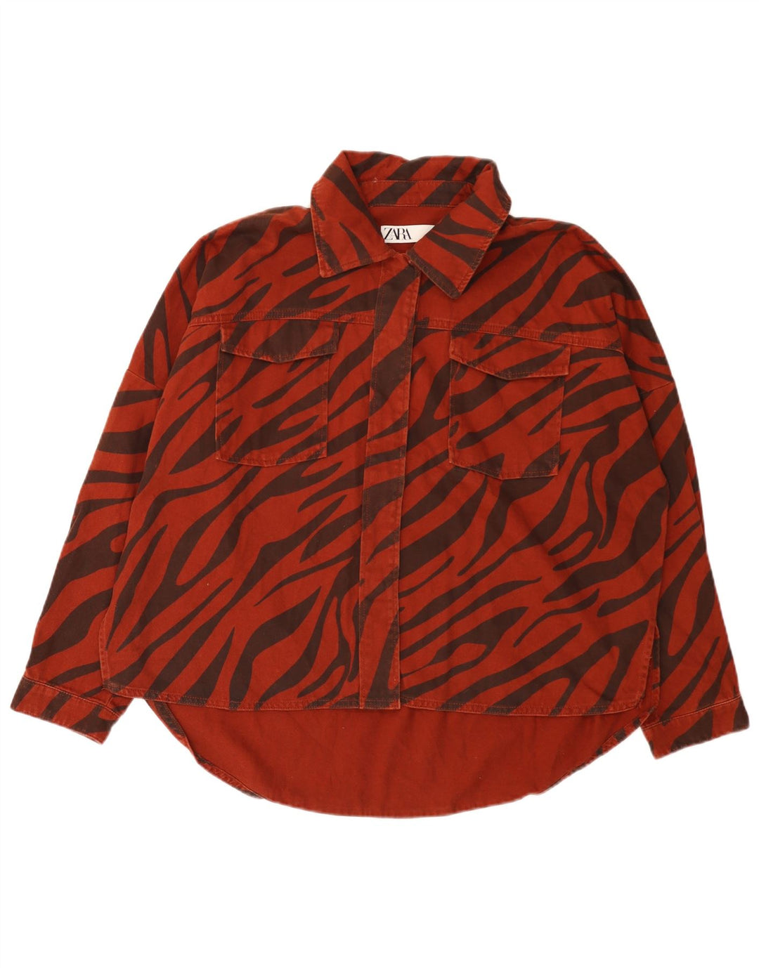 Camisa jeans oversized feminina Zara Reino Unido 14 estampa animal vermelha média