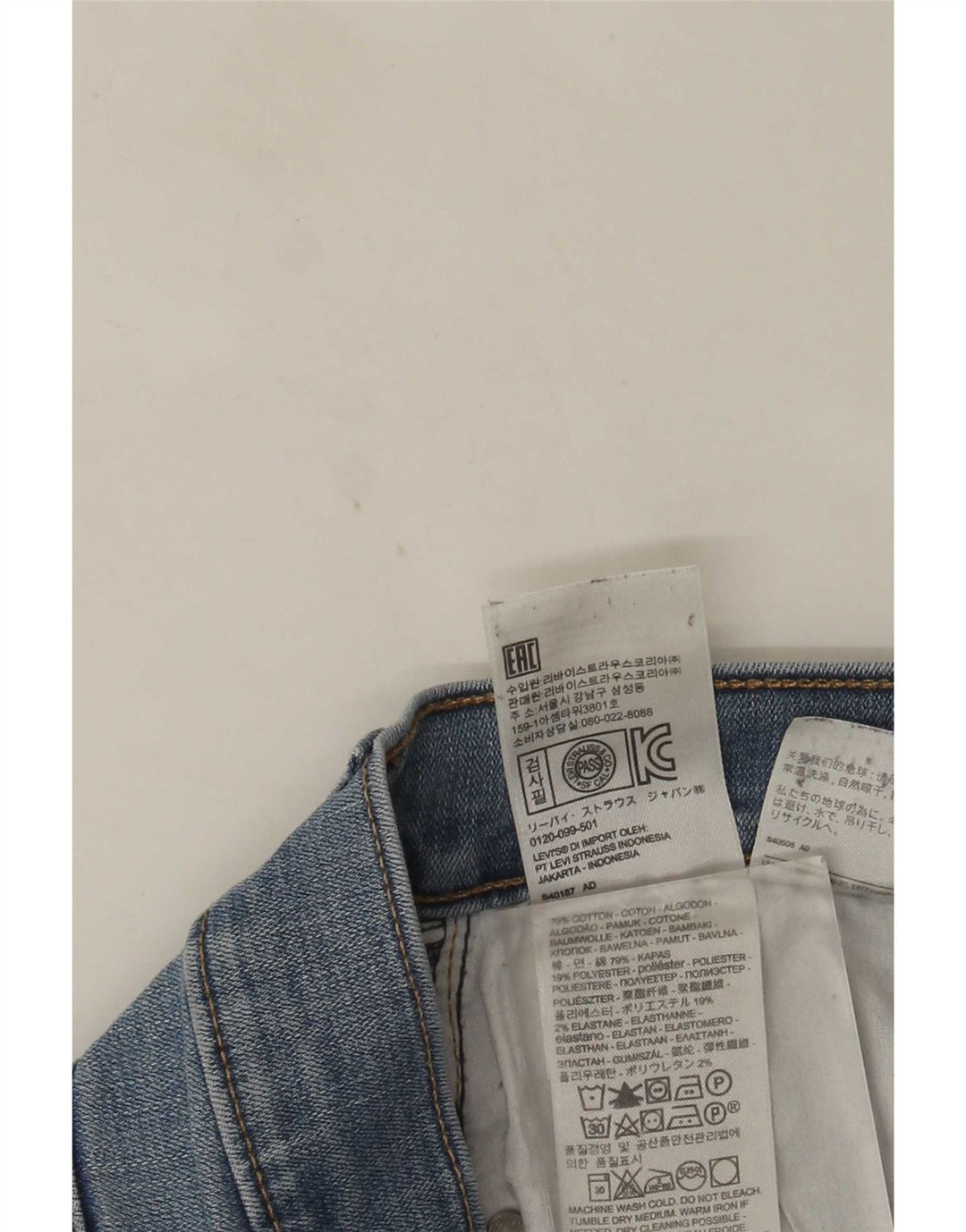 Calça jeans feminina Levi's Slimming Slim W28 L32 azul algodão