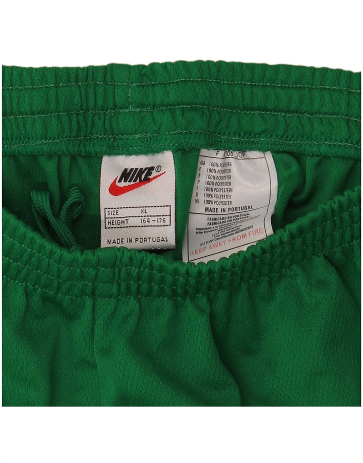 Shorts esportivos Nike Boys 13-14 anos XL verde poliéster