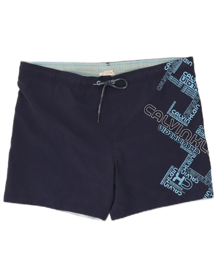 Calvin Klein Shorts de natação masculino gráfico médio azul marinho nylon
