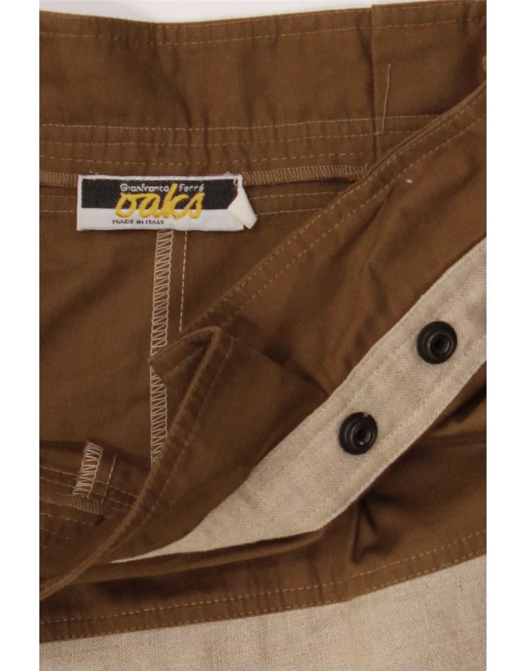 Gianfranco Ferre Shorts casual feminino W28 bloco colorido bege médio