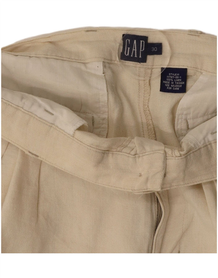 Shorts Chino Feminino Pegged GAP W30 Linho Branco Médio