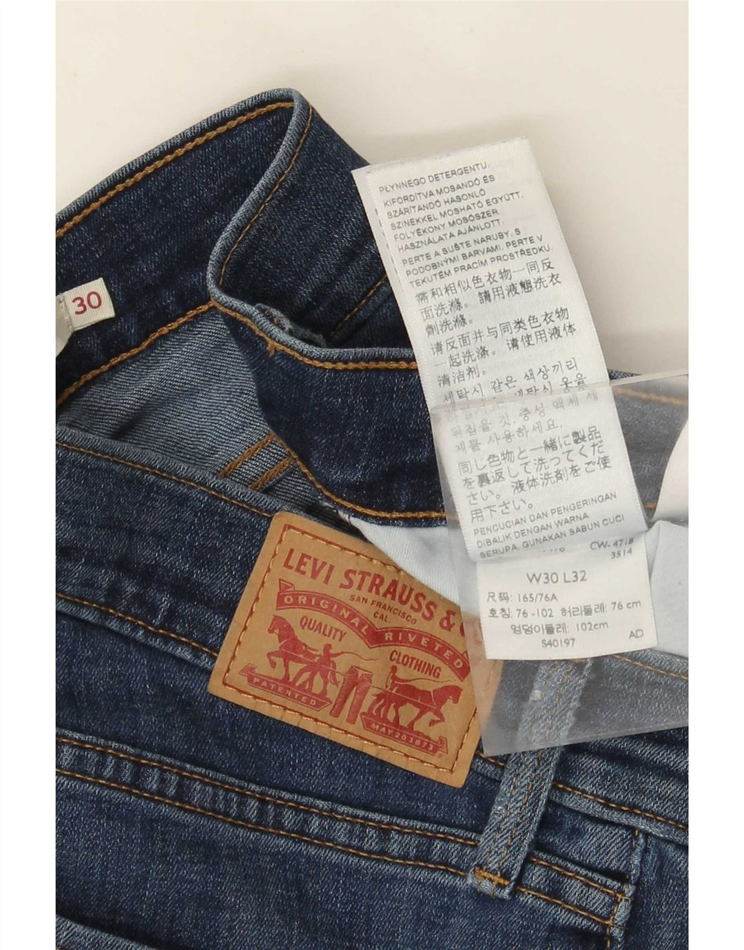 Calça jeans feminina Levi's 314 Shaping Straight W30 L32 azul algodão