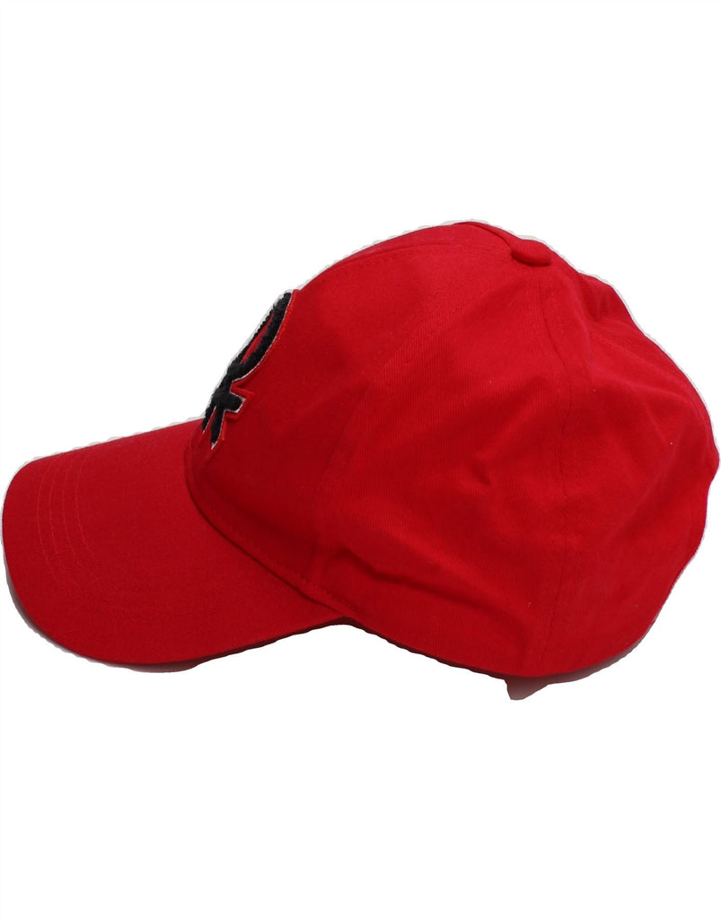 UNITED COLORS OF BENETTON Boys Graphic Baseball Cap 7-8 Years Medium Red Vintage United Colors of Benetton and Second-Hand United Colors of Benetton from Messina Hembry 