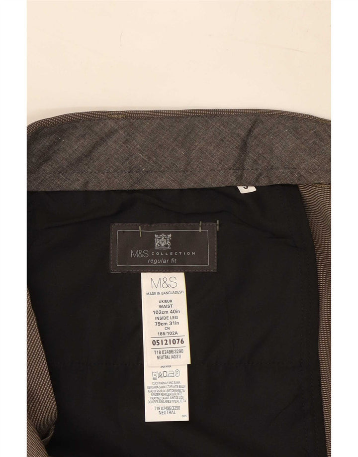 Calça masculina de ajuste regular Marks & Spencer W40 L31 poliéster marrom