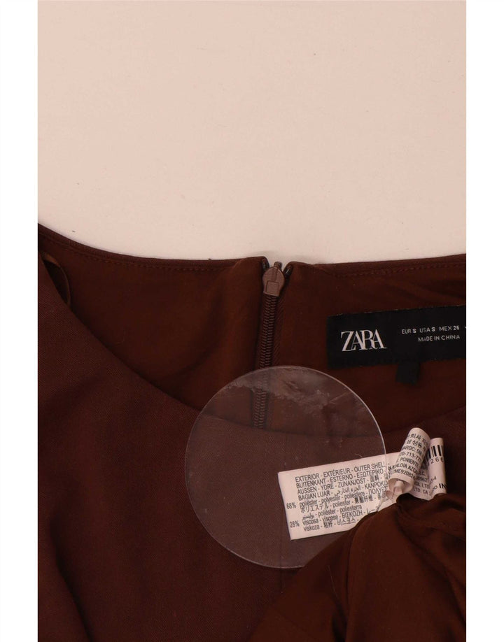 Vestido feminino Zara sem mangas evasê UK 10 pequeno poliéster marrom