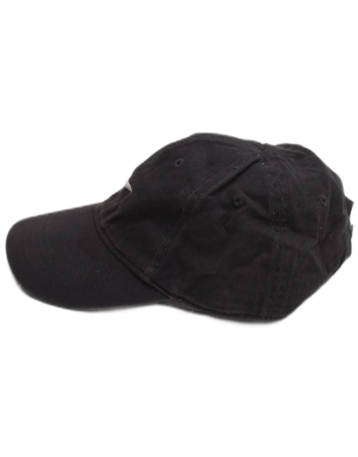 Boné de beisebol gráfico Nike Boys tamanho único preto