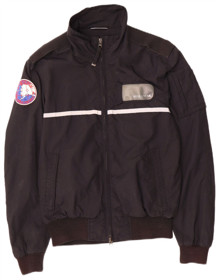 Jaqueta bomber masculina Museum Military Graphic UK 38 média preta