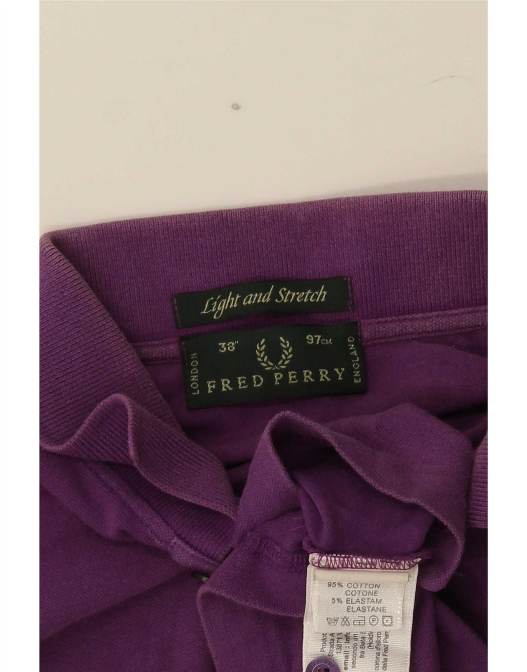 Camisa polo masculina Fred Perry pequena de algodão roxo