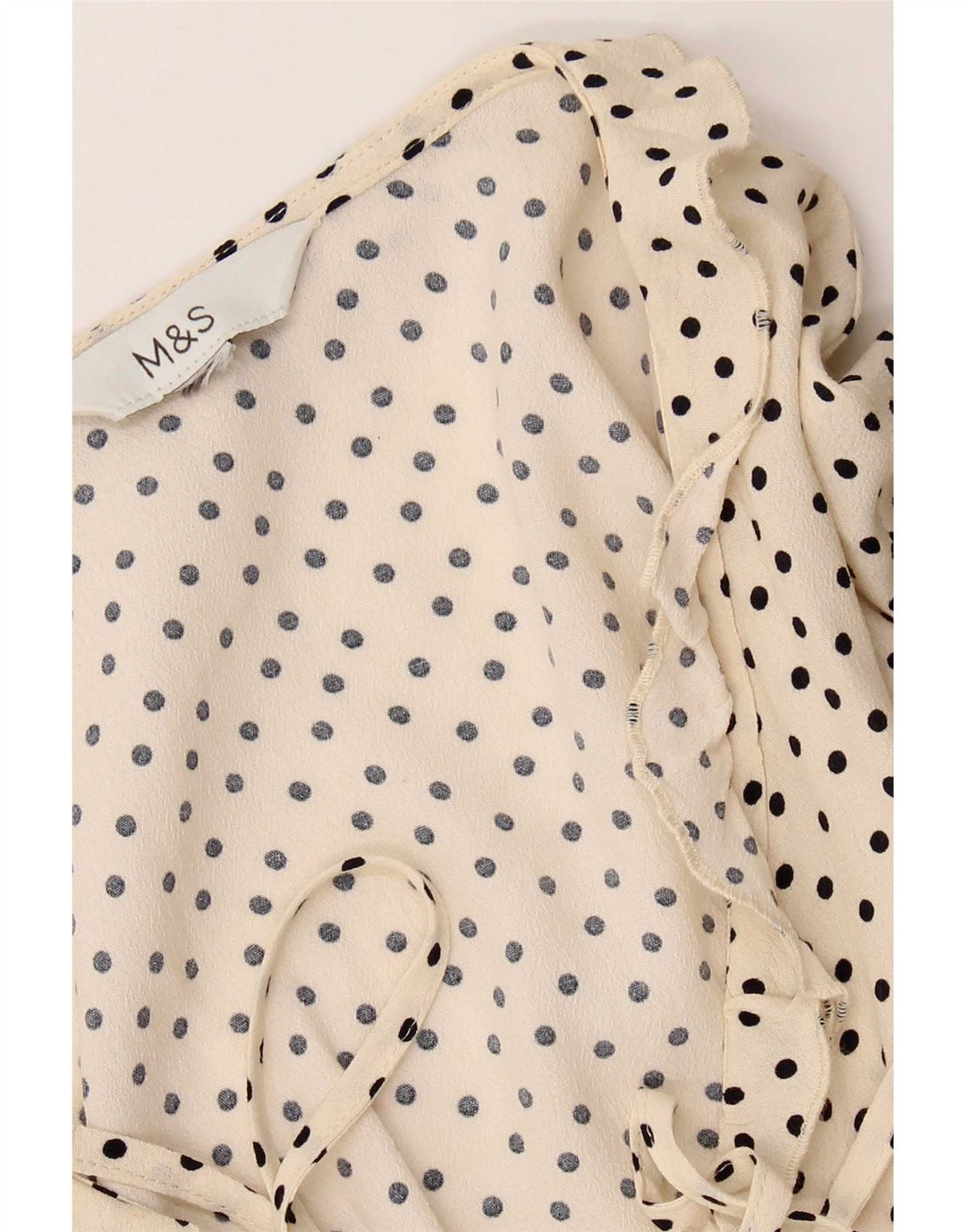 Blusa feminina Marks & Spencer com babados frontais UK 18 XL off white bolinhas