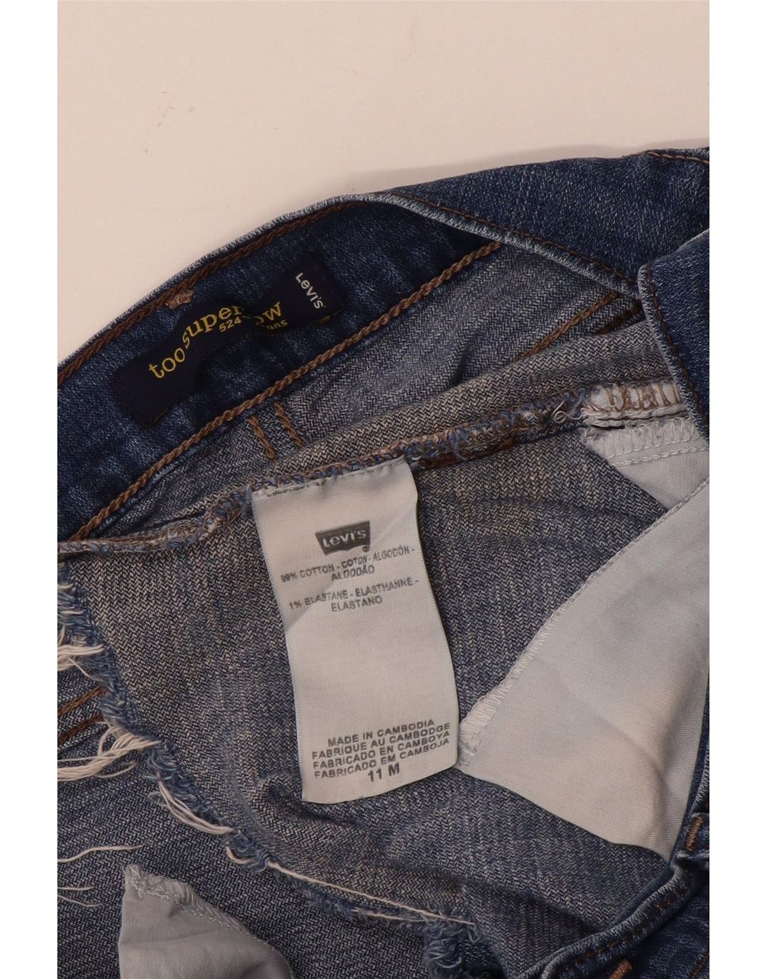 Shorts jeans feminino Levi's 524 Distressed Super Low US 11 Grande W32 Azul