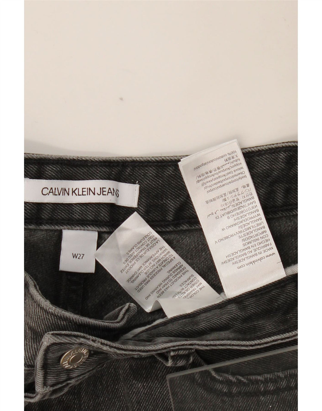 Shorts jeans feminino CALVIN KLEIN W27 pequeno algodão cinza